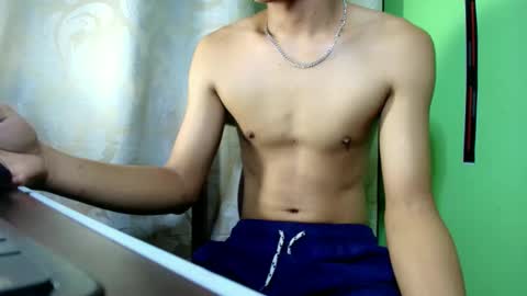 Snapshot of ursweetfucker_kimeya69 chatting on October 29, 2025, 10:55 pm ursweetfucker_kimeya69 online show from October 29, 2025, 10:55 pm