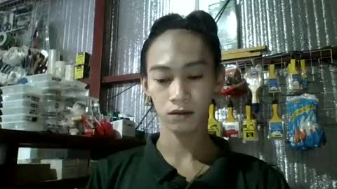 Snapshot of ursweetlarry chatting on June 15, 2026, 1:30 am ursweetlarry online show from June 15, 2026, 1:30 am