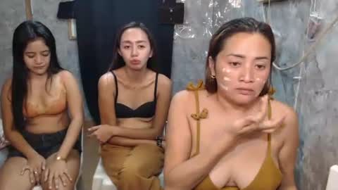 ursweetpinky online show from May 9, 2026, 12:27 am