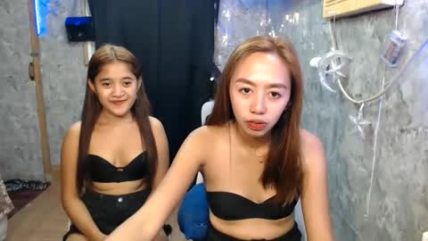 ursweetpinky online show from June 10, 2026, 11:57 pm