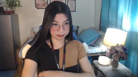 Ashley Kate Mateo Gray online show from February 13, 2025, 8:06 am