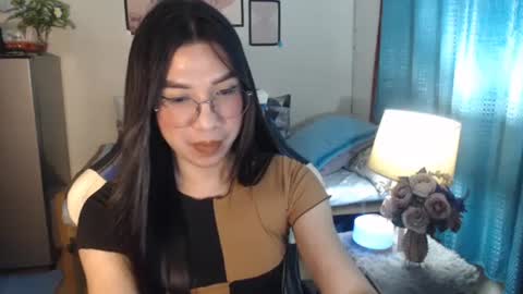 Ashley Kate Mateo Gray online show from February 21, 2025, 12:06 pm