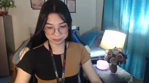 Ashley Kate Mateo Gray online show from February 25, 2025, 1:06 pm