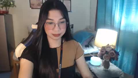 Ashley Kate Mateo Gray online show from February 26, 2025, 11:52 am