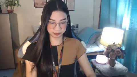 Ashley Kate Mateo Gray online show from February 28, 2025, 11:14 am