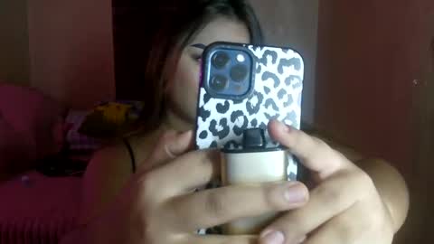 Bella Miles Olivia online show from May 19, 2026, 11:49 am