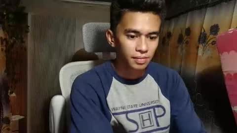 urwild_fuckerxx online show from May 2, 2026, 2:27 am
