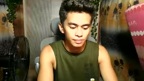 urwild_fuckerxx online show from May 17, 2026, 8:34 am