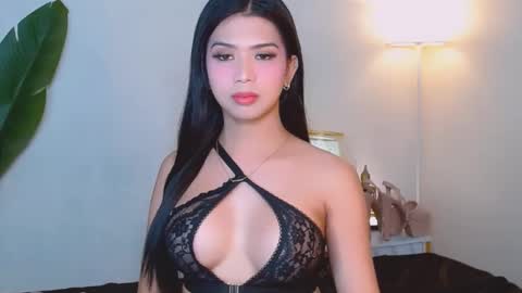 urwildest_margaret online show from March 3, 2026, 9:37 am