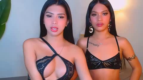 Snapshot of urwildest_margaret chatting on April 14, 2026, 10:54 am urwildest_margaret online show from April 14, 2026, 10:54 am