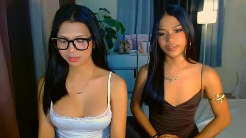 Snapshot of urwildest_margaret chatting on April 19, 2026, 6:10 pm urwildest_margaret online show from April 19, 2026, 6:10 pm