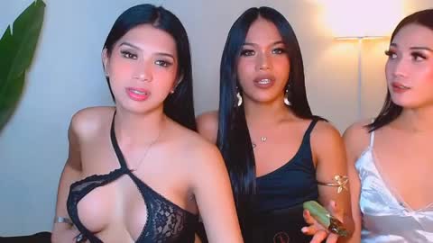 Snapshot of urwildest_margaret chatting on April 23, 2026, 6:54 pm urwildest_margaret online show from April 23, 2026, 6:54 pm