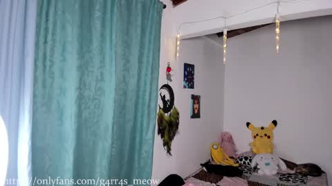 Snapshot of uryko_yor chatting on December 30, 2024, 11:49 pm online show from December 30, 2024, 11:49 pm