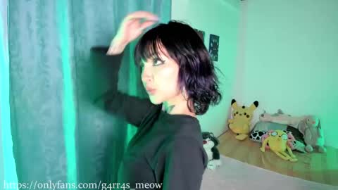 Snapshot of uryko_yor chatting on January 23, 2025, 1:41 am online show from January 23, 2025, 1:41 am