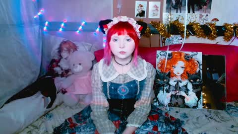 Usagi Blush online show from December 15, 2024, 3:31 pm