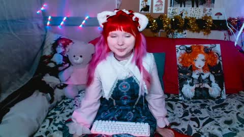 Usagi Blush online show from December 20, 2024, 5:18 pm