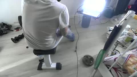 BamBam online show from September 30, 2025, 7:57 am