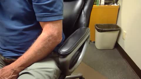 Snapshot of useemie chatting on March 24, 2026, 10:04 pm useemie online show from March 24, 2026, 10:04 pm