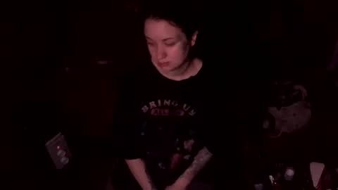 usefulhole online show from November 16, 2025, 12:44 pm