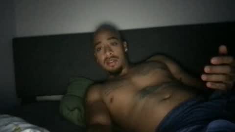 Snapshot of usermaneee589 chatting on November 1, 2025, 7:54 am usermaneee589 online show from November 1, 2025, 7:54 am