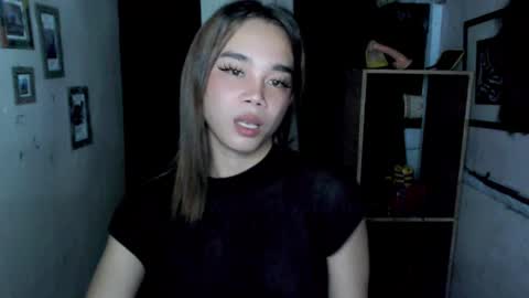 Ahn Chiyo online show from November 21, 2025, 5:39 am