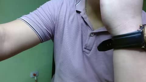 uzaki_007 online show from December 3, 2024, 3:52 am