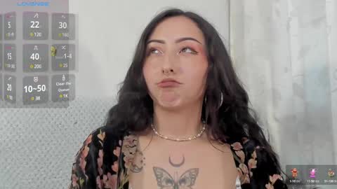 Snapshot of v1cky_ chatting on March 6, 2025, 9:20 pm v1cky_ online show from March 6, 2025, 9:20 pm