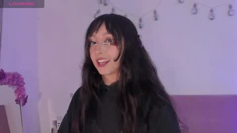 v1cky_ online show from May 11, 2026, 11:46 pm