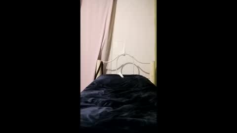 v1rginsweetboy online show from February 18, 2026, 12:39 am