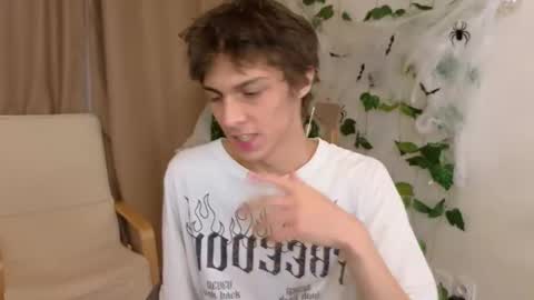 Valora online show from November 5, 2025, 12:27 pm