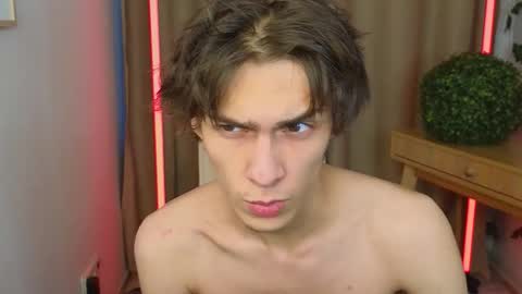 Valora online show from November 19, 2025, 12:49 pm