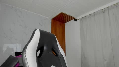 vaelith online show from February 12, 2026, 1:44 am