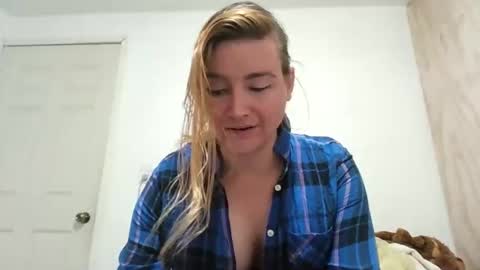 Snapshot of vagimosa chatting on November 8, 2025, 5:40 am vagimosa online show from November 8, 2025, 5:40 am