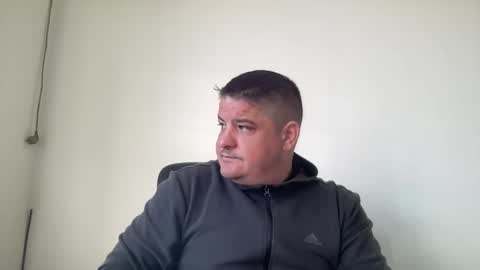 vaginalnik online show from May 11, 2026, 5:02 am