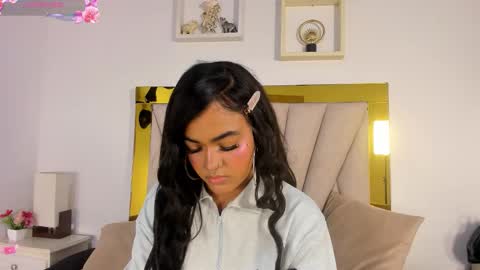 Snapshot of vahiolet_fuentes chatting on February 20, 2026, 3:47 am vahioleth online show from February 20, 2026, 3:47 am