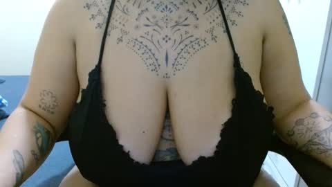 Vah Oliver online show from December 20, 2024, 2:41 am