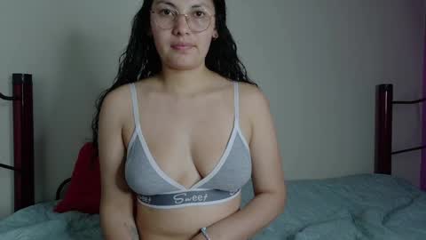 Vainilla online show from May 29, 2026, 12:52 am