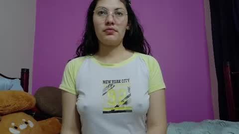Vainilla online show from July 16, 2026, 1:11 am