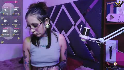 Snapshot of vainilla_l chatting on April 21, 2026, 1:42 am Vainilla Independent model online show from April 21, 2026, 1:42 am