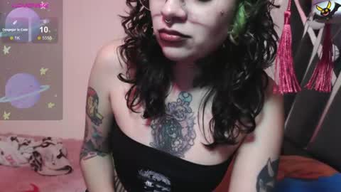 Vainilla Independent model online show from June 25, 2026, 5:12 am