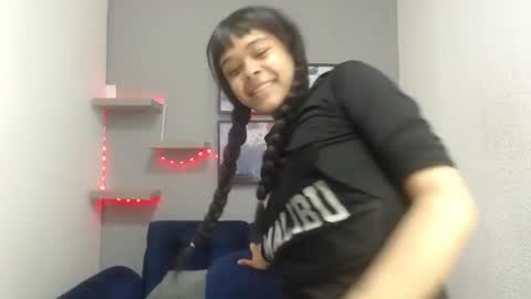 vainillasexhotsex online show from October 14, 2025, 12:28 pm