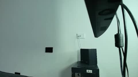 Vaiolet colls online show from February 6, 2026, 11:57 am