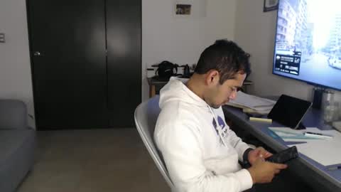 vajkito online show from January 19, 2025, 4:33 am
