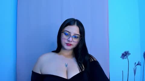 Valeria online show from September 21, 2025, 10:55 pm