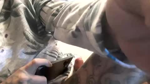 Daddy 007 online show from December 2, 2025, 4:57 pm