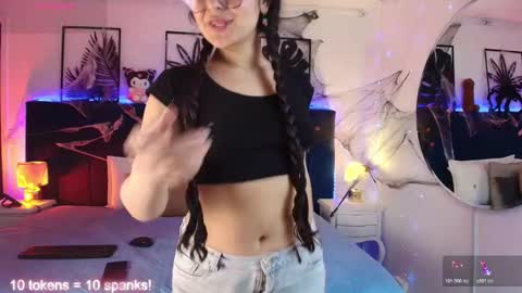 Tifanny  online show from October 23, 2025, 7:56 pm