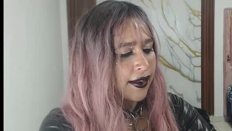 valen_ross7 online show from March 5, 2026, 8:32 am