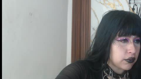 valen_ross7 online show from June 7, 2026, 8:07 am