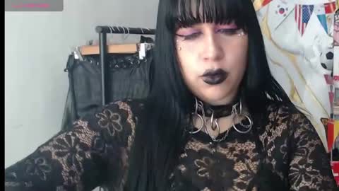 valen_ross7 online show from June 22, 2026, 7:27 am