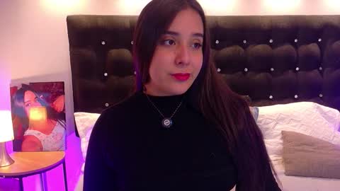 Snapshot of valen_scott_ chatting on February 23, 2026, 1:08 pm Valen Scott online show from February 23, 2026, 1:08 pm